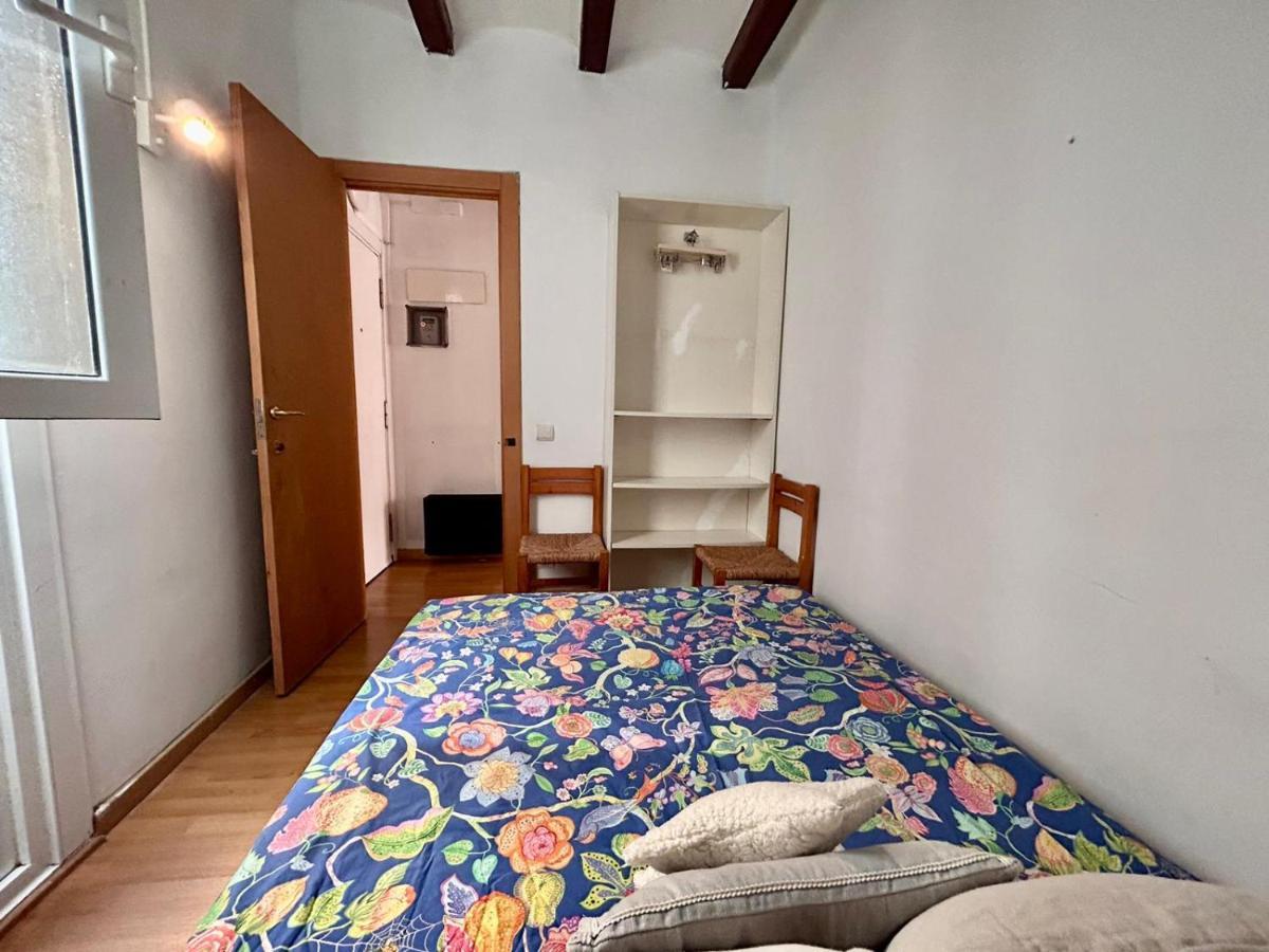 Apartamento Tranquilo Y Del Barrio Apartment Barcelona Ngoại thất bức ảnh